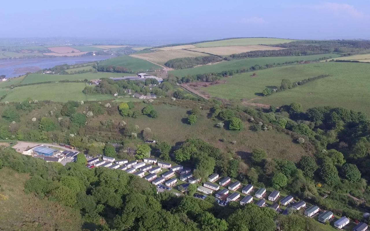 Cardigan Bay Holiday Park Exterior photo