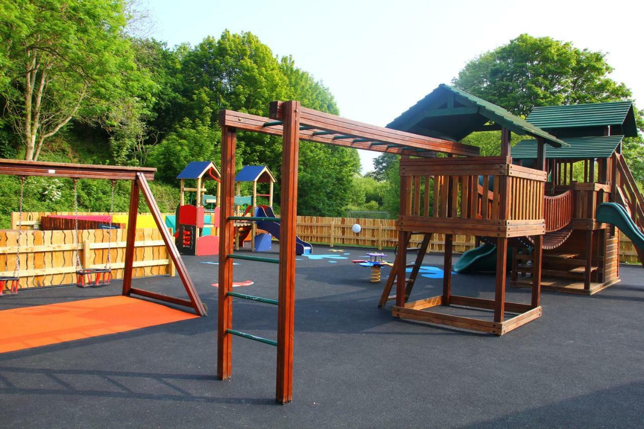 Cardigan Bay Holiday Park Exterior photo