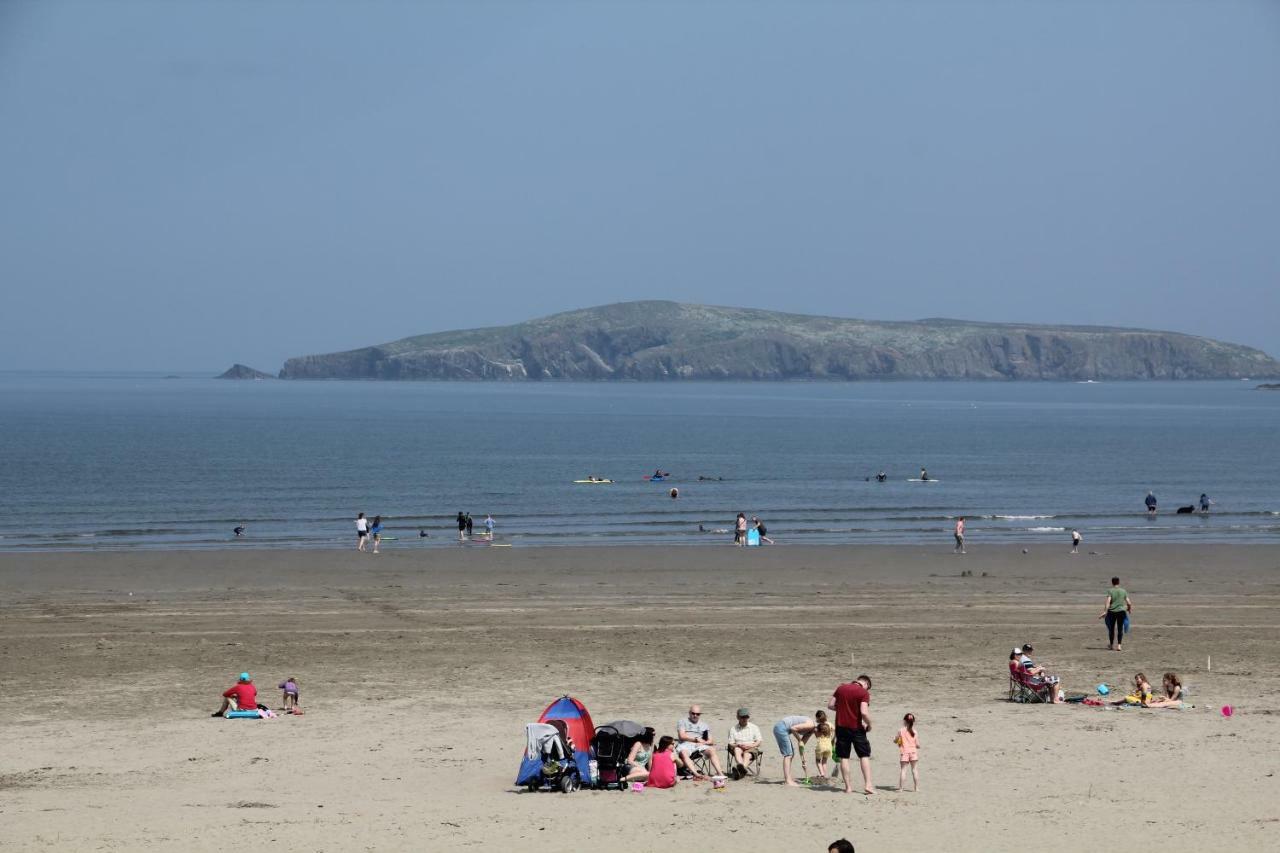 Cardigan Bay Holiday Park Exterior photo